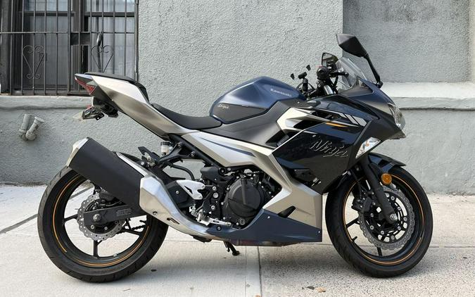 2023 Kawasaki NINJA 400