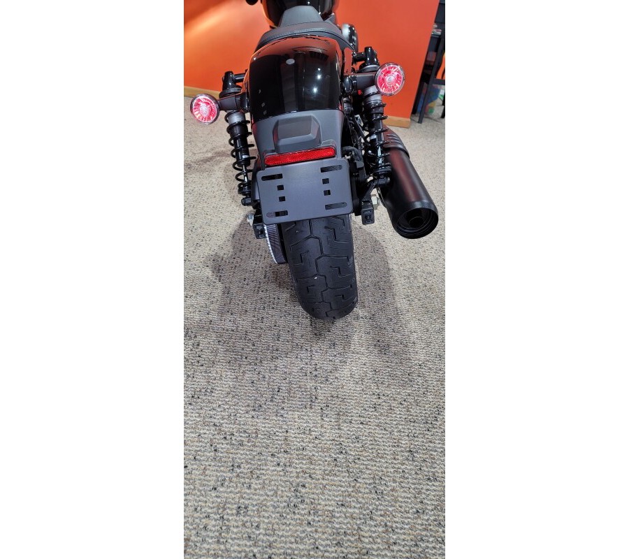 RH975 2025 Nightster™