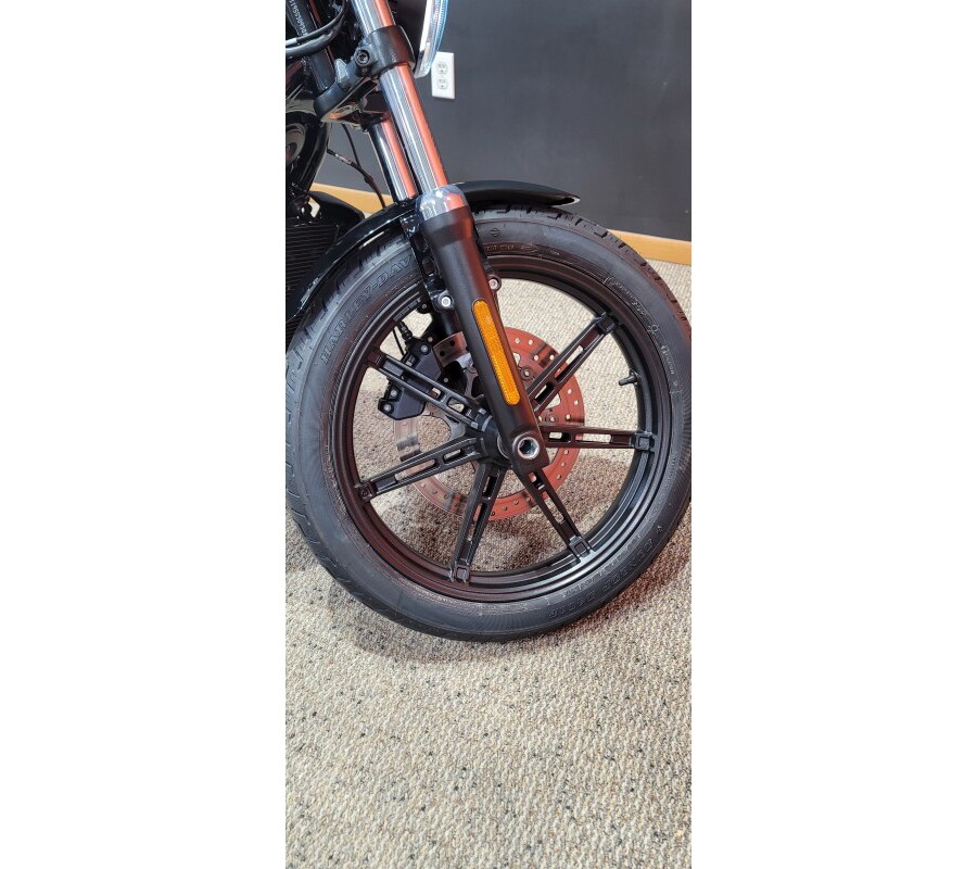 RH975 2025 Nightster™