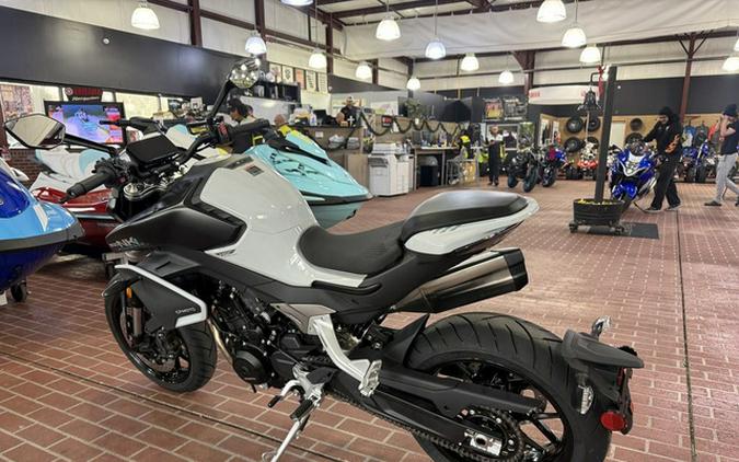 2026 CFMOTO NK 800