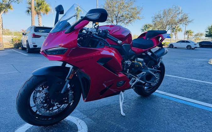 2025 Ducati Panigale V2