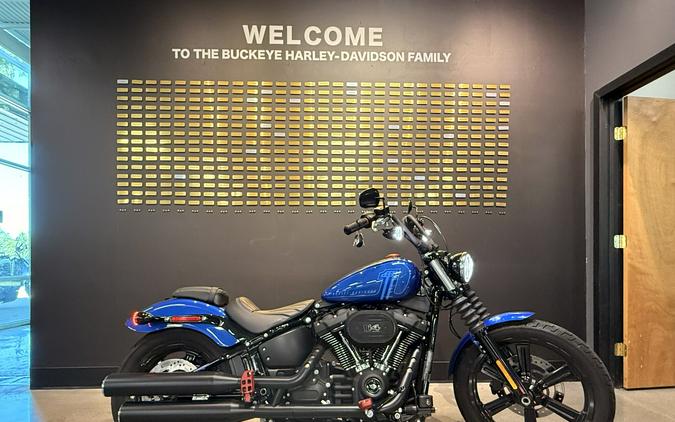 2024 Harley-Davidson® Street Bob® 114 Blue Burst