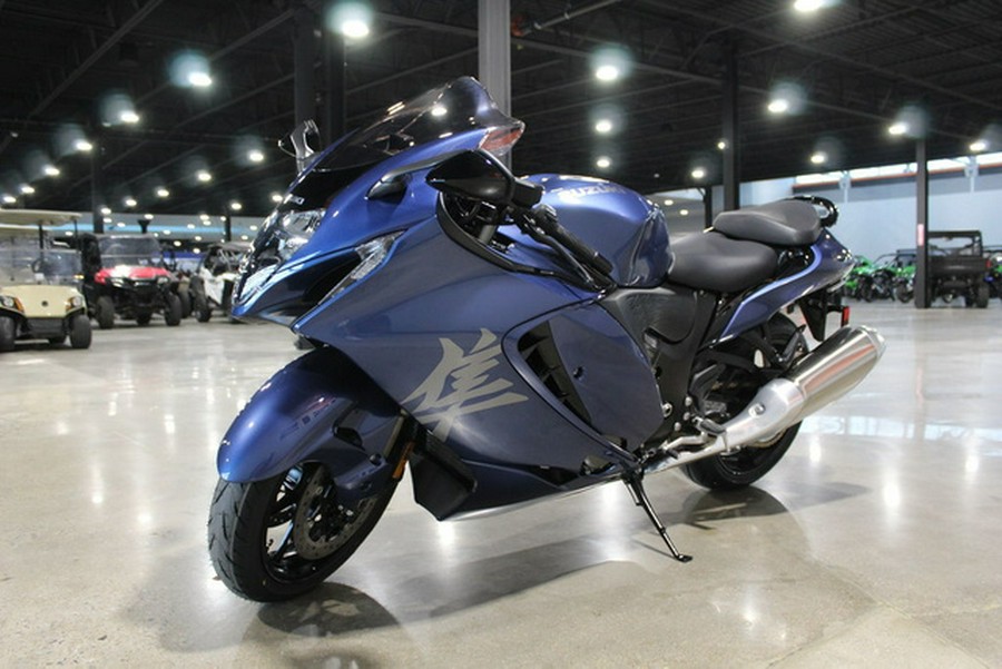 2027 Suzuki GSX1300RRZM7