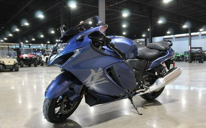 2027 Suzuki GSX1300RRZM7