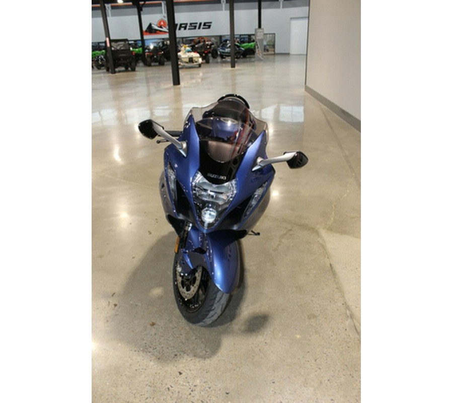 2027 Suzuki GSX1300RRZM7