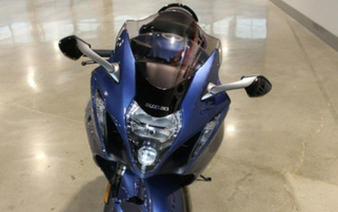 2027 Suzuki GSX1300RRZM7