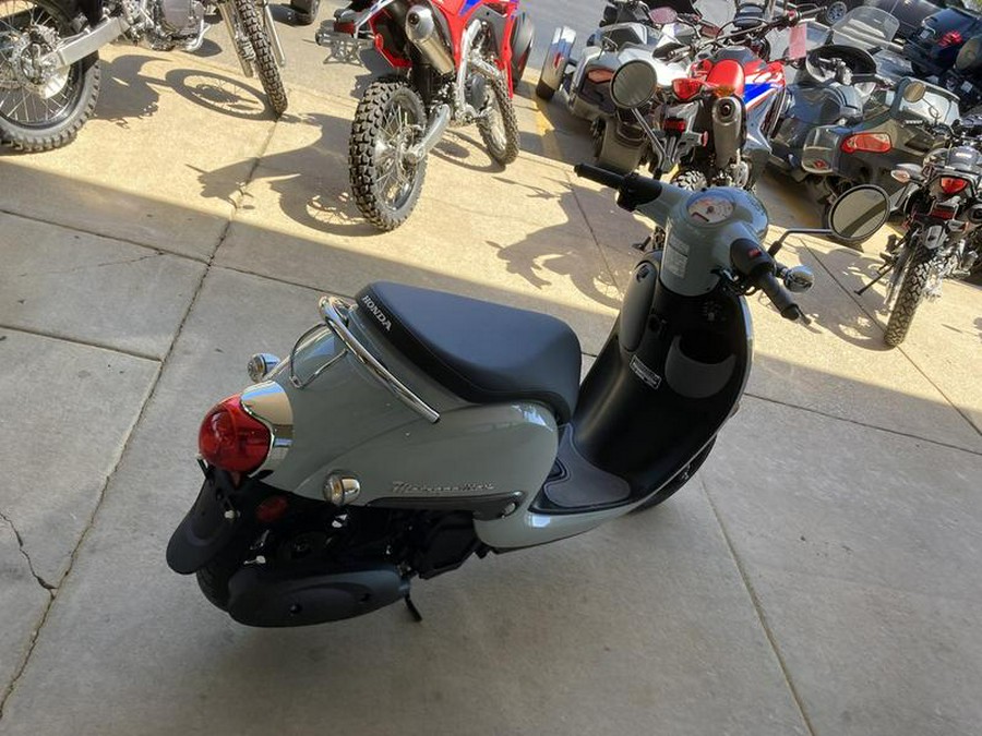 2022 Honda® Metropolitan