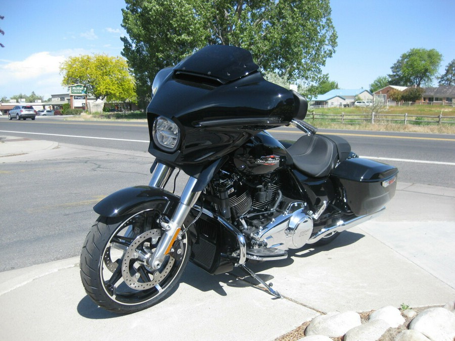 2024 Harley-Davidson Street Glide® Vivid Black