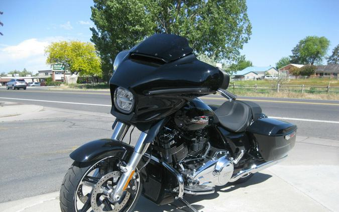 2024 Harley-Davidson Street Glide® Vivid Black