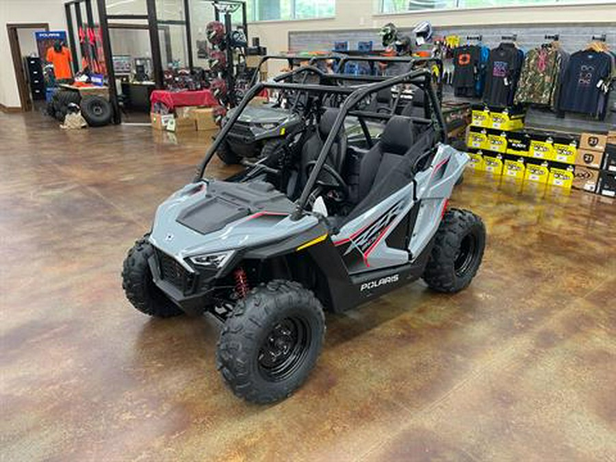 2024 Polaris RZR 200 EFI