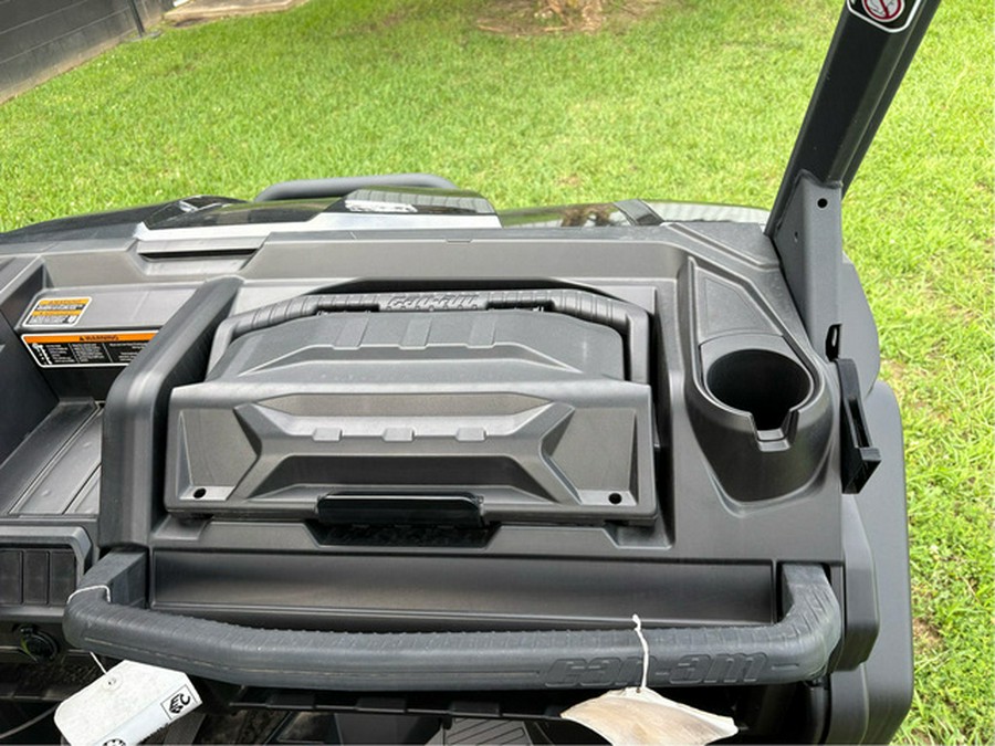 2025 Can-Am Defender XT HD10