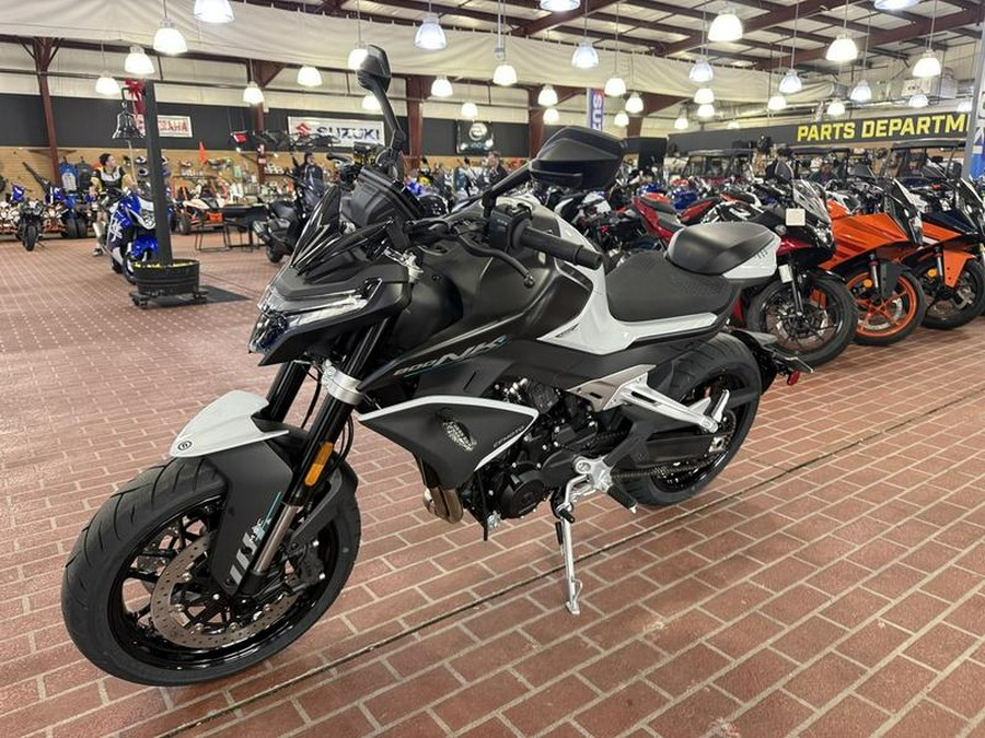 2026 CFMOTO 800NK