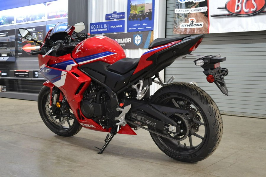 2025 Honda CBR500R ABS