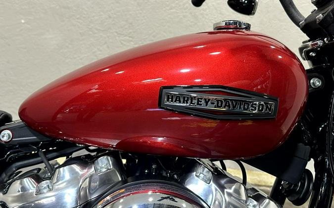 2026 Harley-Davidson® Street Bob® BRILLIANT RED