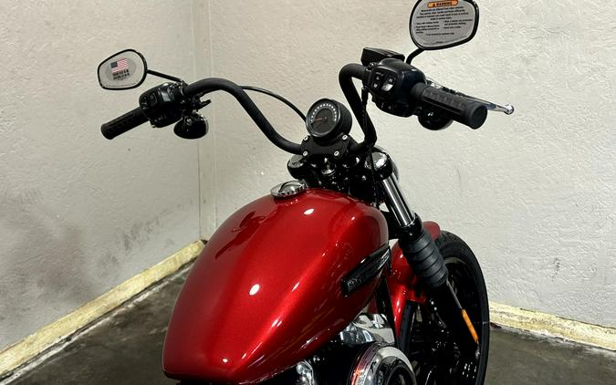 2026 Harley-Davidson® Street Bob® BRILLIANT RED