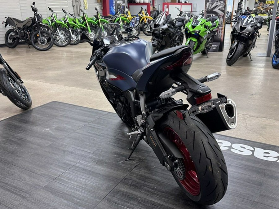 2027 Kawasaki Ninja ZX-6R ABS