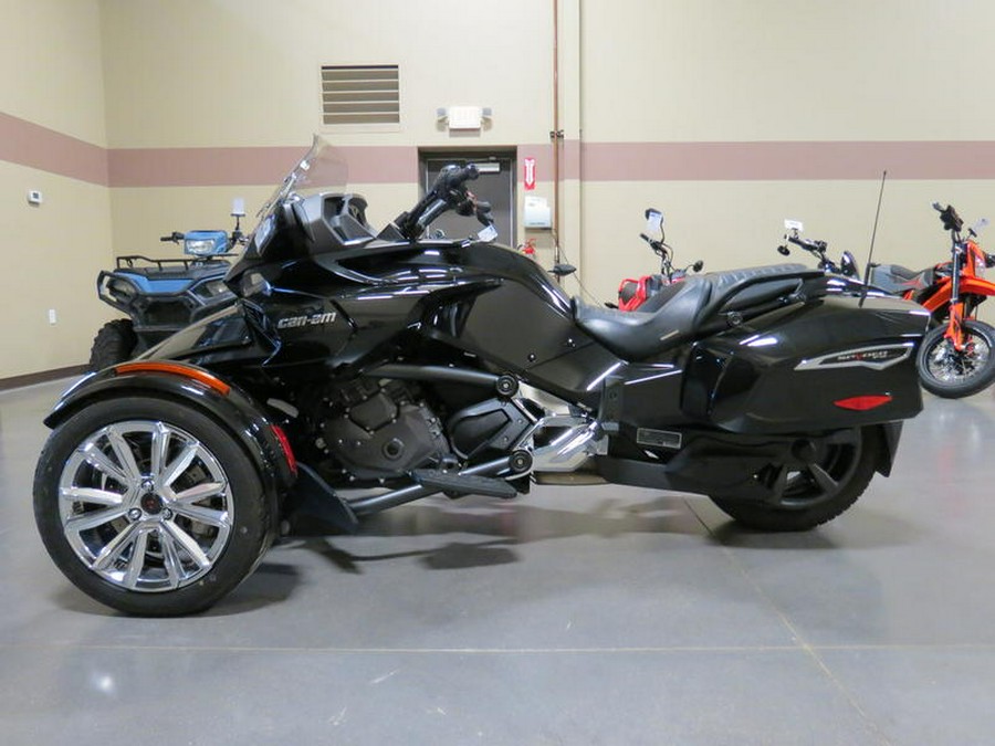 2016 Can-Am® Spyder® F3 Limited Special Series 6-Speed Semi-Automatic (SE6)