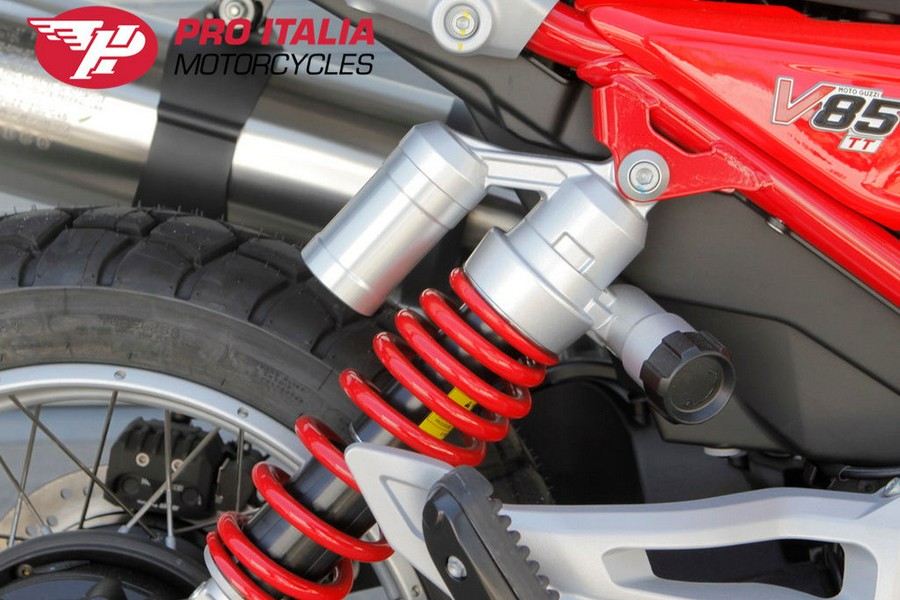 2025 Moto Guzzi V85 TT