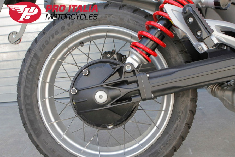 2025 Moto Guzzi V85 TT