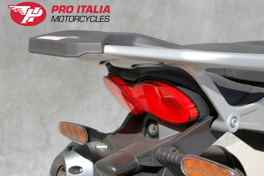 2025 Moto Guzzi V85 TT