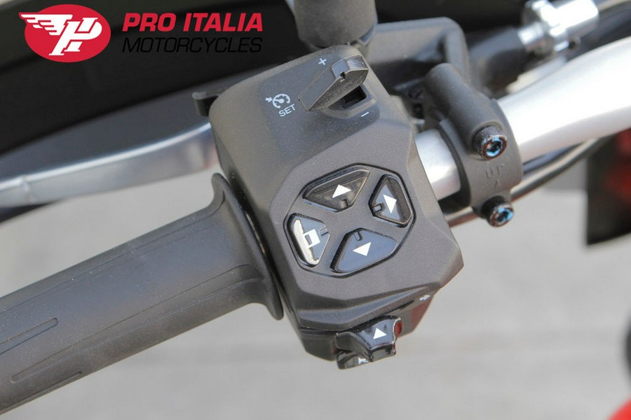 2025 Moto Guzzi V85 TT