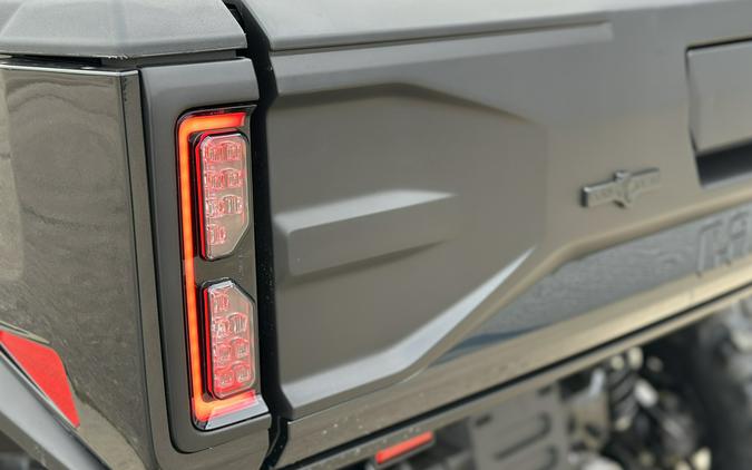 2026 Can-Am Defender MAX Lone Star Cab HD11