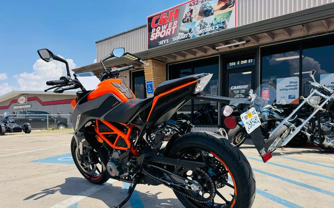 2023 KTM 390 Duke