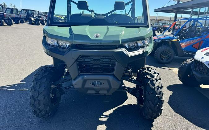 2024 Can-Am® Defender DPS HD10 Tundra Green