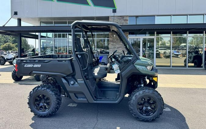 2024 Can-Am® Defender DPS HD10 Tundra Green