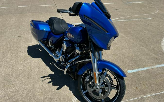 2024 Harley-Davidson Street Glide® Blue Burst