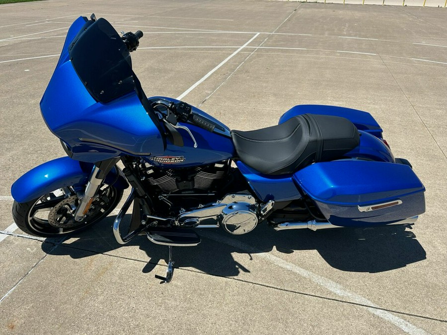 2024 Harley-Davidson Street Glide® Blue Burst