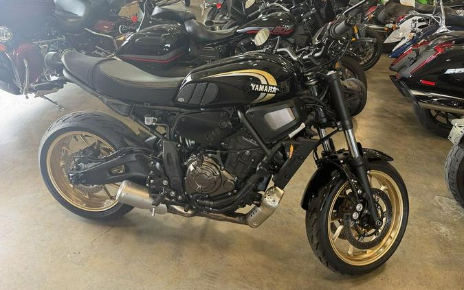 2023 Yamaha XSR700