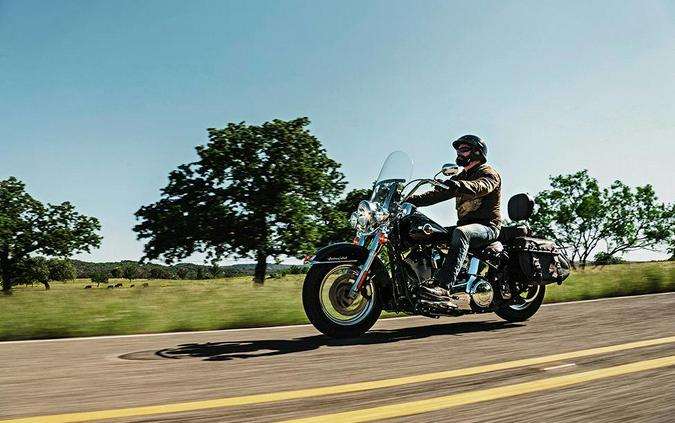 2016 Harley-Davidson® FLSTC