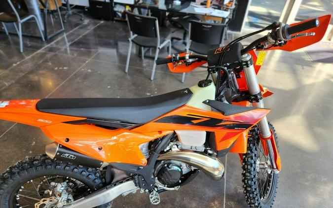 2025 KTM 300 XC