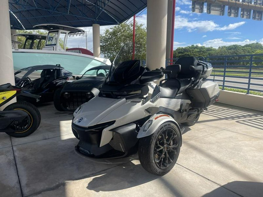 2021 Can-Am® Spyder® RT Limited Dark