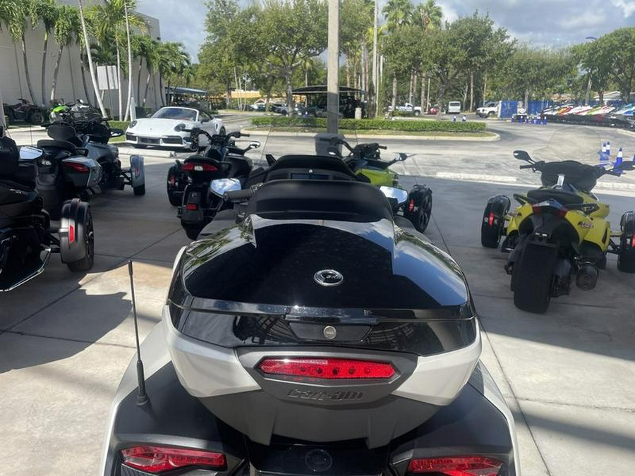 2021 Can-Am® Spyder® RT Limited Dark