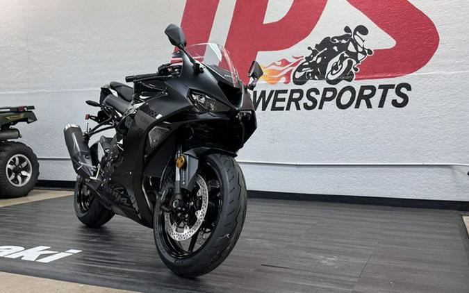 2027 Kawasaki Ninja ZX-6R ABS