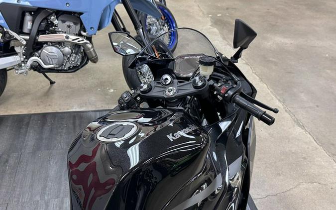2027 Kawasaki Ninja ZX-6R ABS