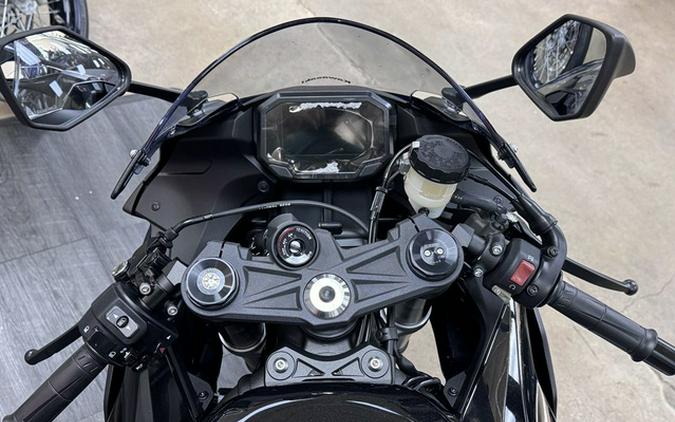 2027 Kawasaki Ninja ZX-6R ABS