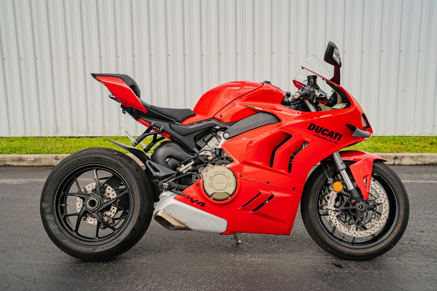 2023 Ducati Panigale V4