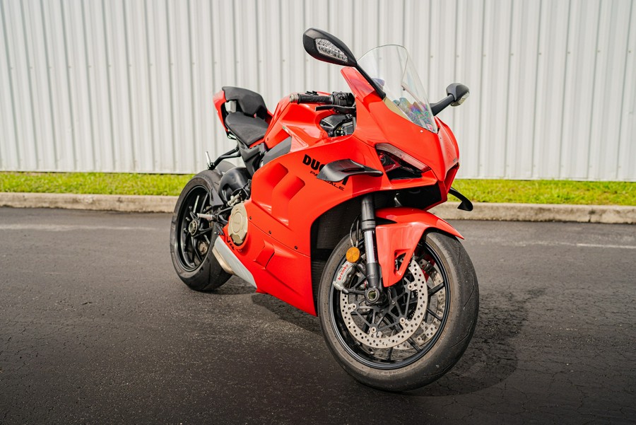 2023 Ducati Panigale V4