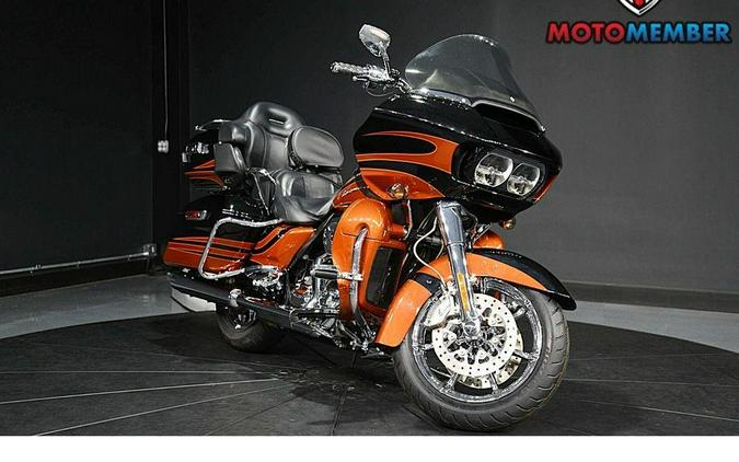 2015 Harley-Davidson FLTRUSE - CVO™ Road Glide® Ultra