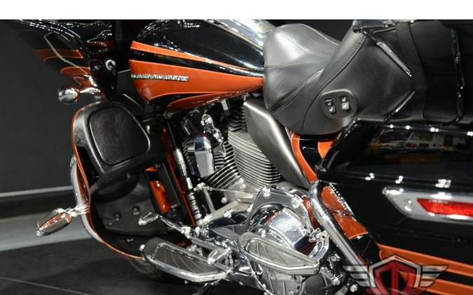 2015 Harley-Davidson FLTRUSE - CVO™ Road Glide® Ultra
