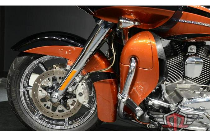 2015 Harley-Davidson FLTRUSE - CVO™ Road Glide® Ultra