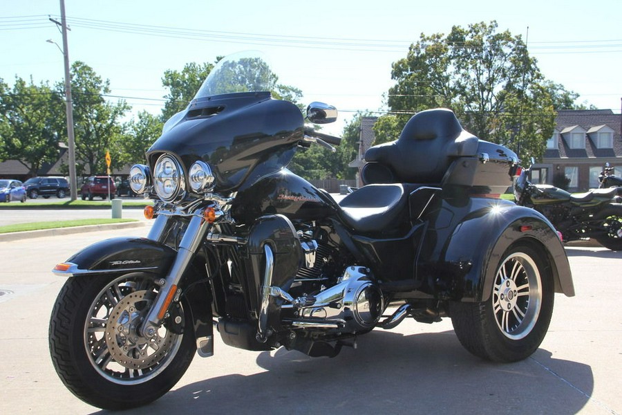 2019 Harley-Davidson® FLHTCUTG - Tri Glide® Ultra