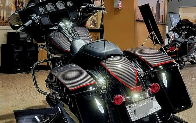 2020 Harley-Davidson® FLHX - Street Glide®