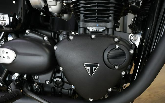 2024 Triumph Bonneville T120 Black