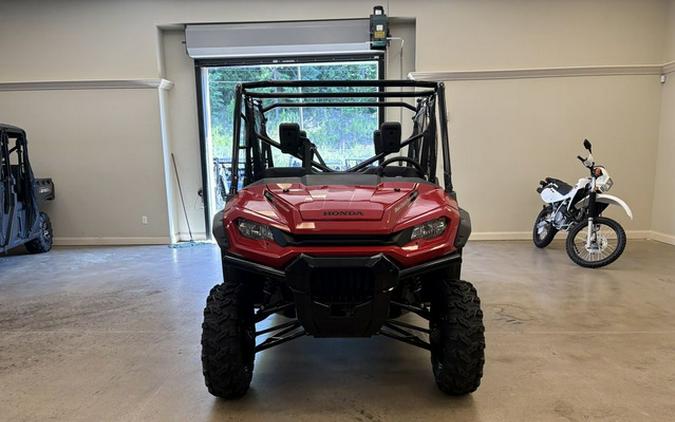 2025 Honda Pioneer 1000-6 Deluxe Crew