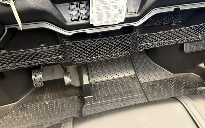 2025 Honda Pioneer 1000-6 Deluxe Crew