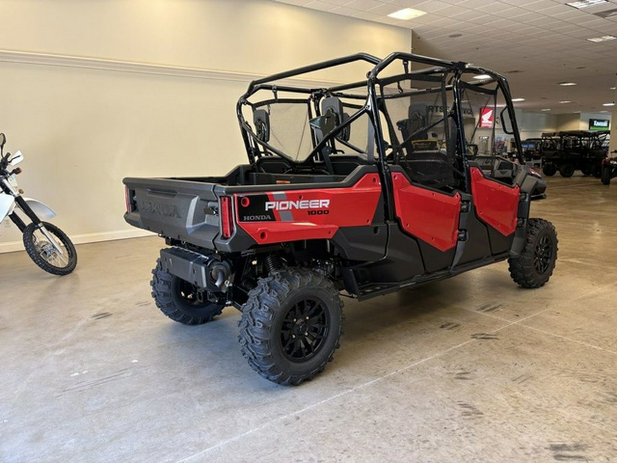 2025 Honda Pioneer 1000-6 Deluxe Crew